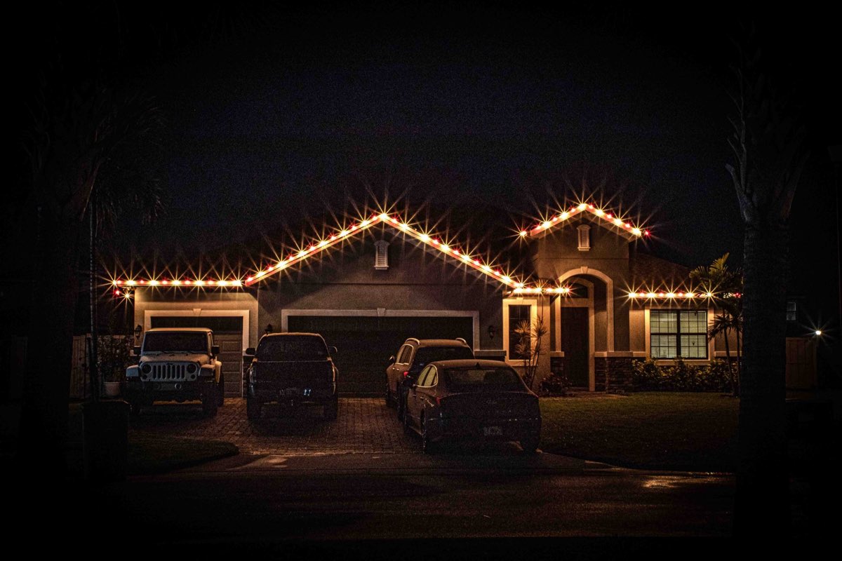 Residential Christmas Lighting